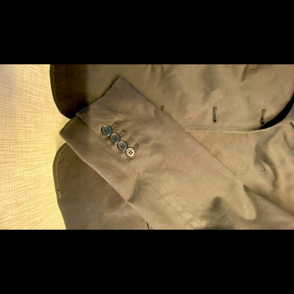 Great TALBOTS blazer size 10 too small for me never worn. - Picture 2 of 5